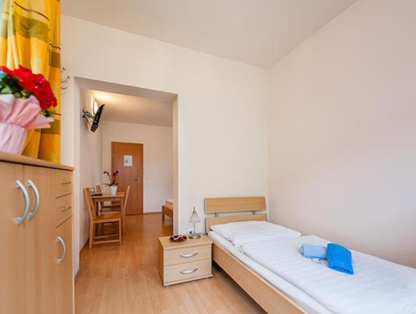 Hotel Waitz -Self Check In Unterwaltersdorf 외부 사진